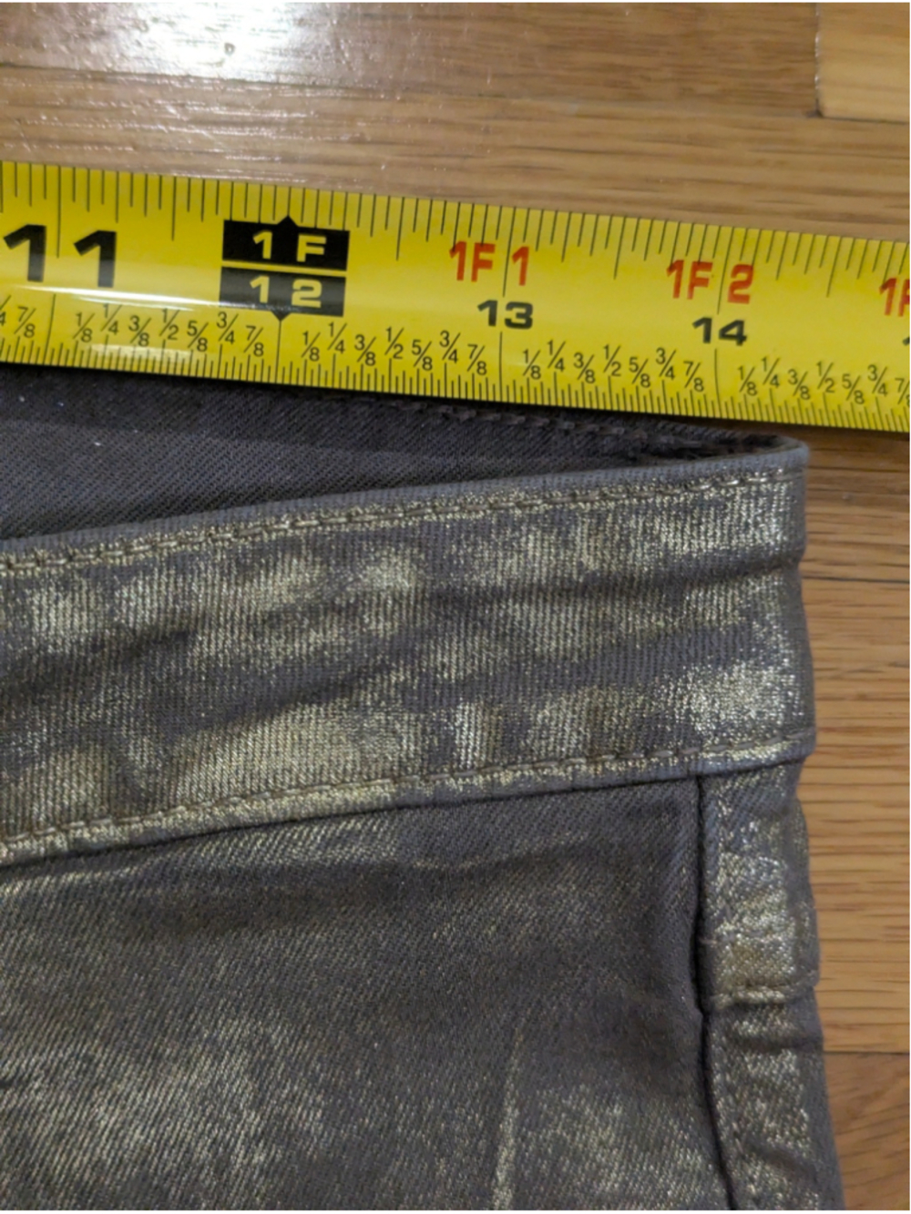 Frankie B. Gold Skinny Jeans Size 26 - Picture 7 of 11